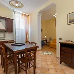 Casa Dell'Artigiano