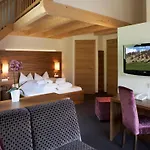 Hotel Stoeres - Active Wellbeing