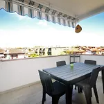 Sit Apartments