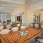 Hotel Saint Tropez Spa & Restaurant