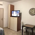 Il Volto Del Lago - Rooms&Apartments