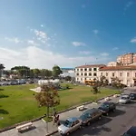 Historical Apartments By Seaside