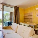 Azzurro Apartment