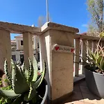 Vittoria Terrace