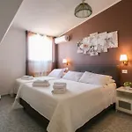 Royal Penthouse - Three-Bedroom Suite - Fiumicino Airport