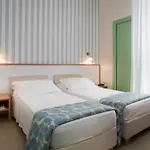 Hotel Calypso- Rimini Marina Centro