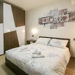 Beachfront Diamond - Fiumicino Airport