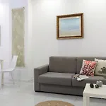 Italian Experience-La Rondine Apartment