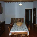 Wohnung Mit Pool Und Grossem Garten