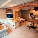 Le Reve Charmant Apartments - Via De L Ostan, 18