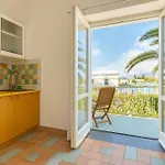 Le Grand Bleu - Gioia Apartments