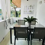 Your Familyapartment In Sirmione