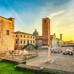-Residenza Stagio Stagi- Pietrasanta Center - Free Wifi - Ac