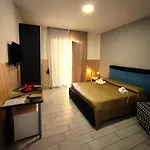 Neapolis Center