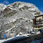 Apartments Les Crouses