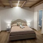 Maraf Rooms