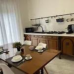 Tra Il Vesuvio E Il Mare Apartment