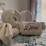 Bn'B Diva