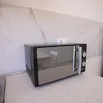 Clara Apartment