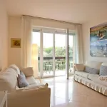 Casa Nica, Comfortable Flat Just 200 M From The Sea