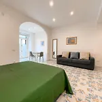 Suites In The Amalfi Coast - Guesthouse With Terrace Near Amalfi - Breathtaking View Of Ravello