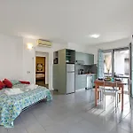 Rosy & Onyx House With Shared Pool - Happy Rentals