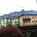 Tra Lago E Monti