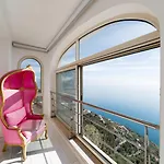 Stunning Home With Breathtaking View