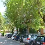 Fantastic Flat With Pool View Just Steps From The Sea