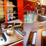 Old Style By The Sea With Heated Pool, Ladispoli, Rome