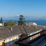 Loft In Villa Romana