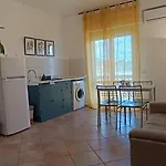 Top Apartment