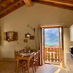Alle Macine - Ancient Molino Maufet Watermill - Lake Como View