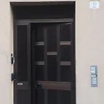 New Private Apt In Como A-C Self Check-In