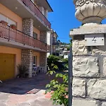 Sirolo Apartment