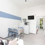 Nicola House