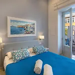 Villa Emanuel White