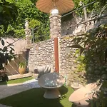 Garden Suite Castle