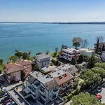Apartments Peninsula