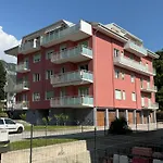 Casa Filippo Large 3 Room Apartment, Close To The Beach, Free Wifi Internet