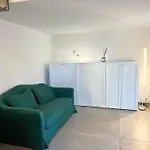 Lavalehouse