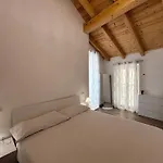 Casa Manzoni Gravedona - Larihome A84