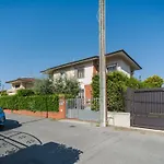 Holiday Home Villino Viola By Interhome
