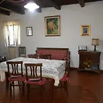 La Valle Del Poeta