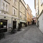 Il Calle Albano