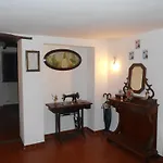La Valle Del Poeta