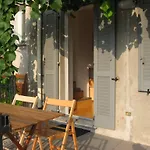 Moltrasio Casa Dell'Uva