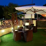 Hotel Monica