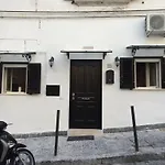 Casa Vacanze Sannazzaro Flat