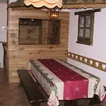 Cromotherapy Apartment